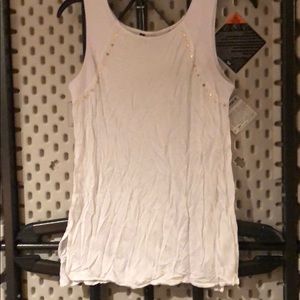Jennifer Lopez sleeveless top